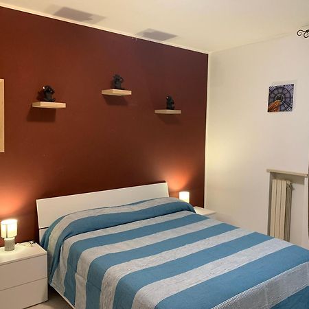 Bellissimo Appartamento Riservato Vicino Al Centro Verona Luaran gambar